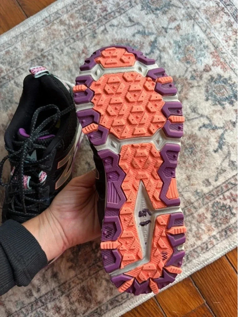 Womens size 7.5 New Balance 412 V3 Air All Terrain Trail Sneakers